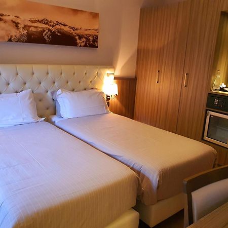 Hotel Garni Cristallo بونتي دي لينيو الغرفة الصورة