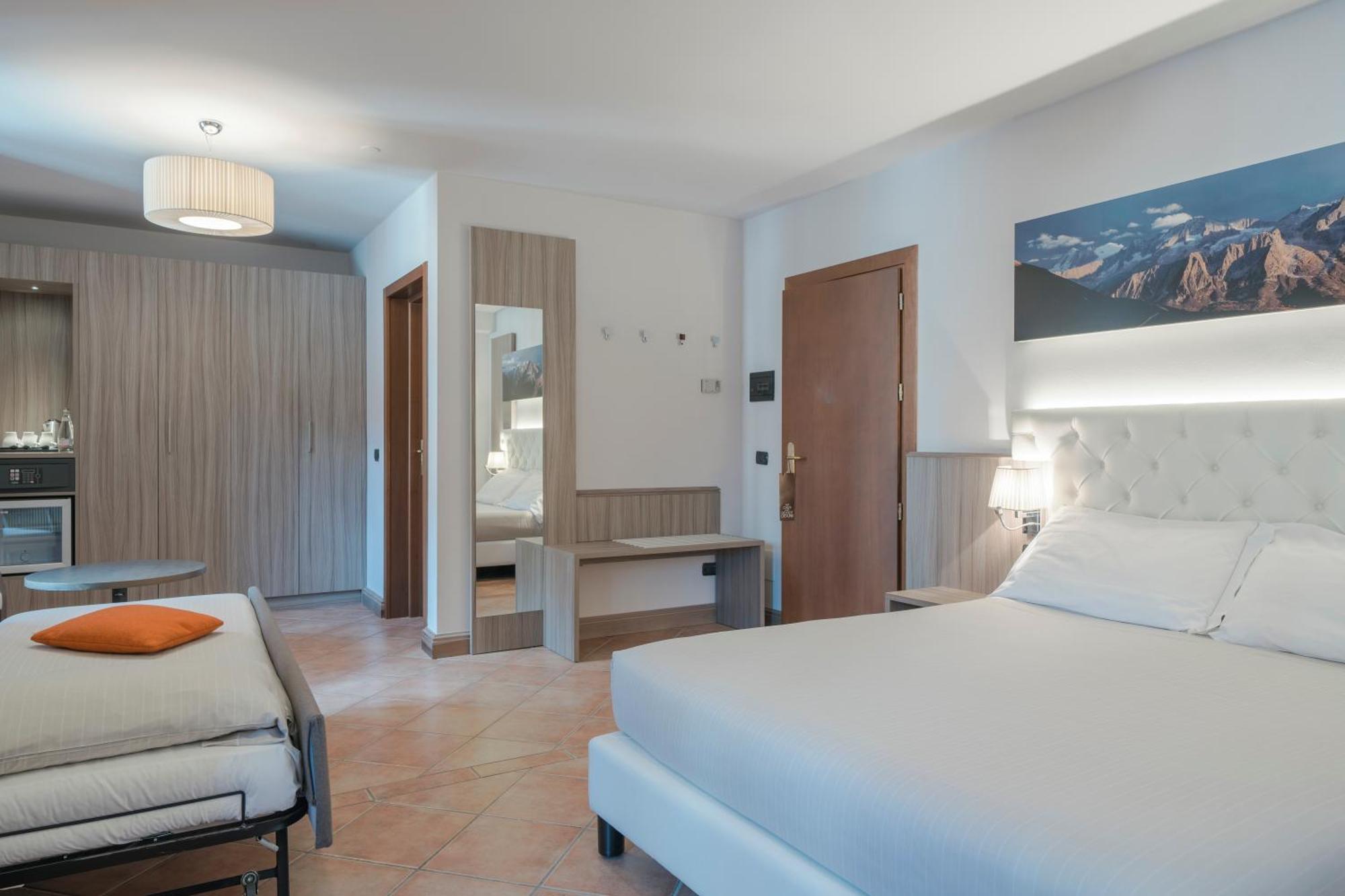 Hotel Garni Cristallo بونتي دي لينيو الغرفة الصورة